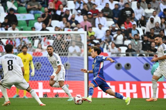 Iraque vence favorito Japão e avança às oitavas da Copa da Ásia