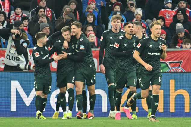 Advantage Leverkusen as Bremen stun Bayern Munich