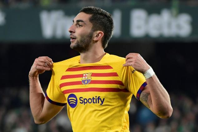 Girona se mantiene líder de la Liga, Real Madrid y Barça sufren pero ganan