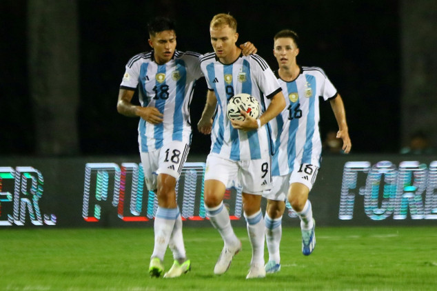 Argentina arranca empate com Paraguai na estreia no Pré-Olímpico