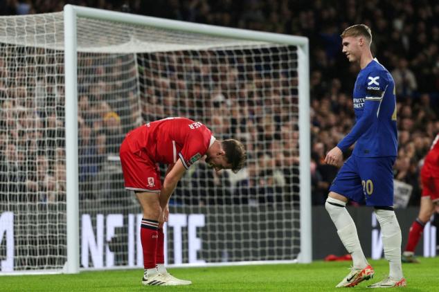 Chelsea goleia Middlesbrough (6-1) e vai à final da Copa da Liga Inglesa