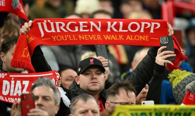 Coupe d'Angleterre: Liverpool célèbre Jürgen Klopp, incidents à West Brom