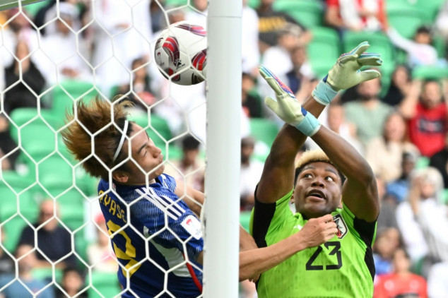 Goalkeeping woes threaten Japan's Asian Cup hopes
