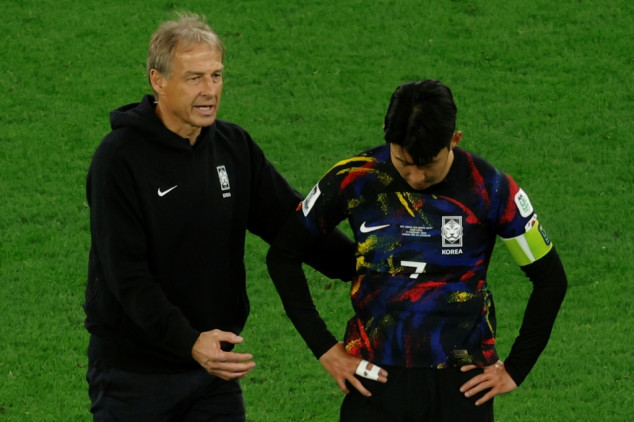 Son will 'definitely' keep playing for South Korea, Klinsmann says