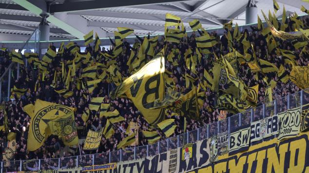 DFB: Hohe Geldstrafen für Dortmund und St. Pauli