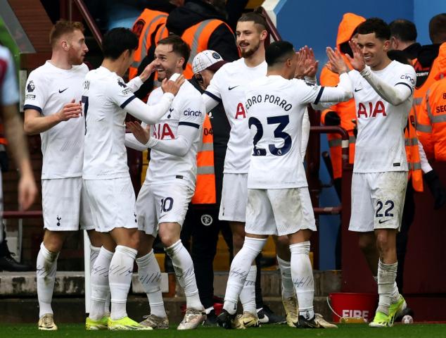 Spurs 'not dead yet' after crushing Villa to boost top four bid