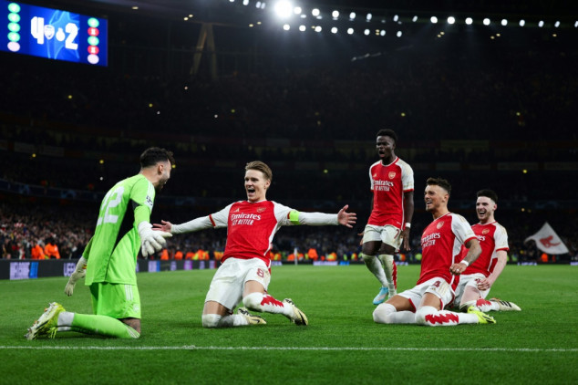 Raya is shootout hero as Arsenal reach Champions League quarters