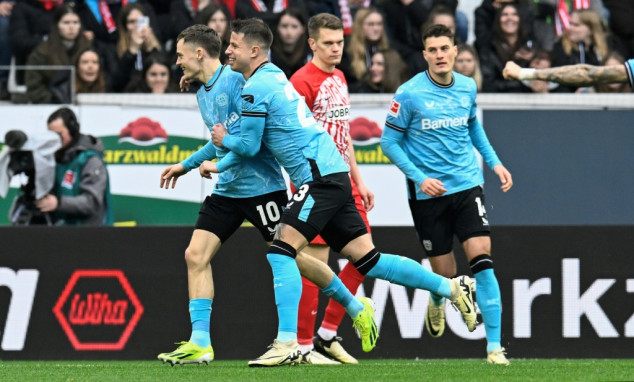 Leverkusen extend unbeaten run to 38 as Bundesliga title nears