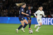 Ligue des champions féminine: le PSG rejoint l'OL en demi-finale