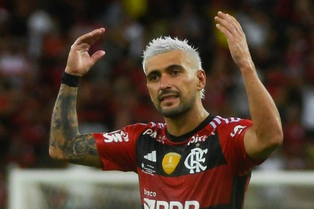 Un Flamengo vigorizado enfrenta en la altura a Millonarios por Libertadores