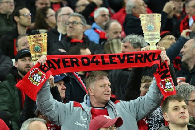 A nove pontos do título inédito, Bayer Leverkusen inicia contagem regressiva