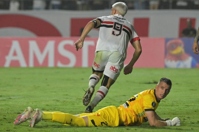 São Paulo vence Cobresal (2-0) no fim em seu 1º triunfo na Libertadores-2024