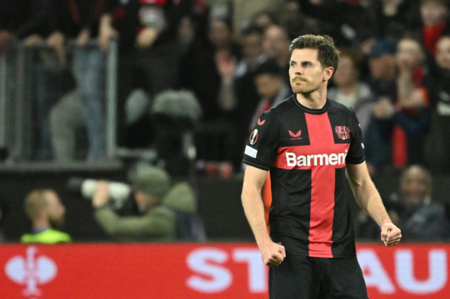 Hofmann, Boniface shine as Leverkusen strike late to beat West Ham