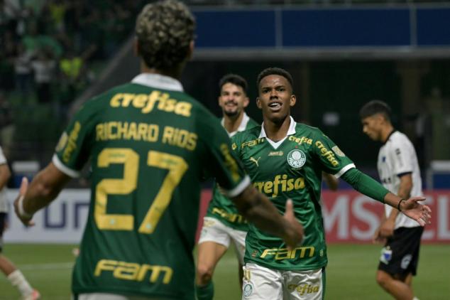 Palmeiras vence uruguaio Liverpool (3-1) de virada e lidera Grupo F da 'Liberta'