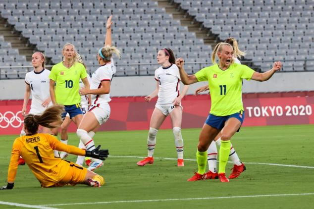 USA women thumped as Team GB make winning start in Olympic football