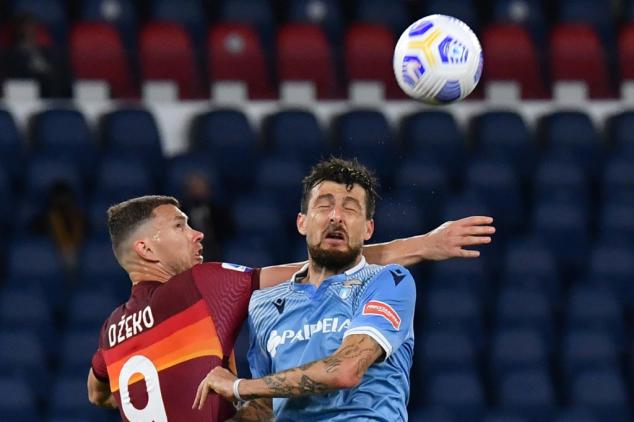 Atacante espanhol Pedro troca Roma pela Lazio