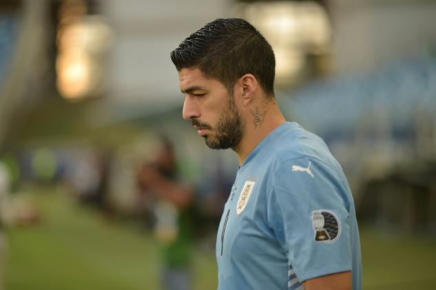 Foot: Luis Suarez touché au genou gauche et forfait avec l'Uruguay
