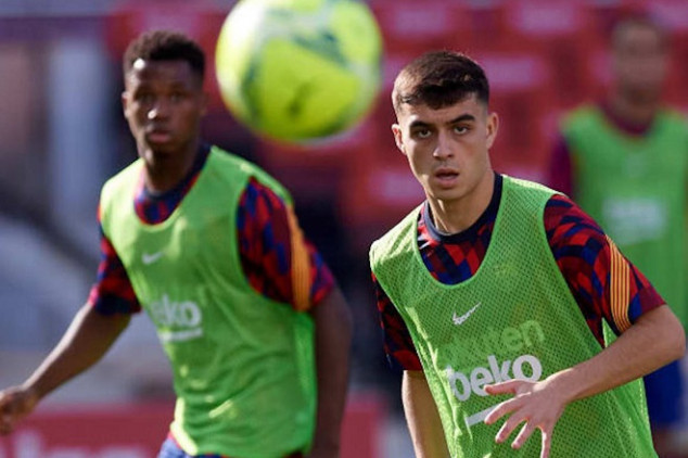 Barca starlet extends deal with whopping clause