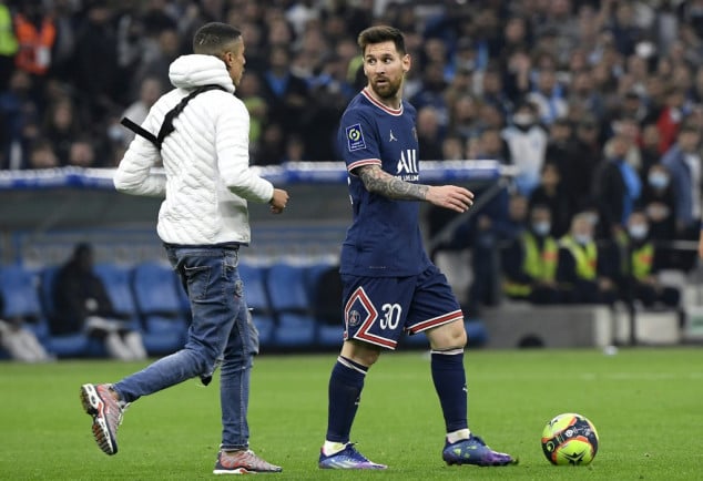 Messi muted as 10-man PSG draw with Marseille