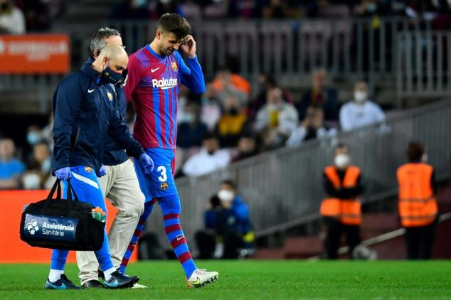 Injured Pique to miss Barcelona's visit to Kiev