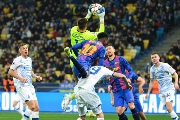 Ansu Fati logra un triunfo balsámico para el Barça en Kiev
