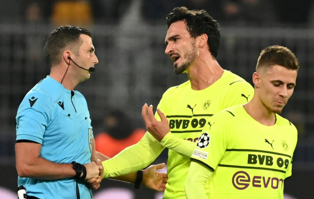 Dortmund to appeal to UEFA after Hummels' red card