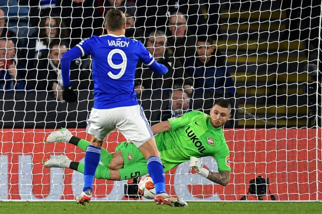 West Ham through to Europa League knockout stages, but Leicester frustrated