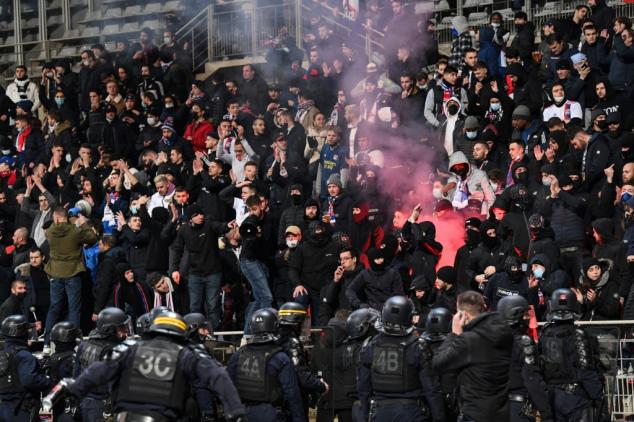 Police arrest three Parisian fans for cup violence