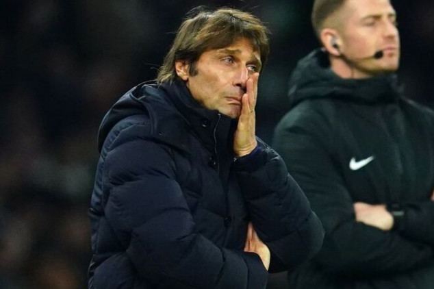 Conte threatens to leave if Spurs fail to invest