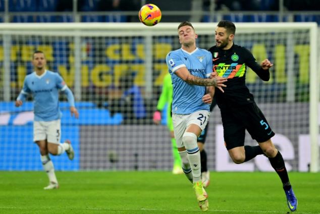 Immobile mete a la Lazio en cuartos de final de la copa italiana