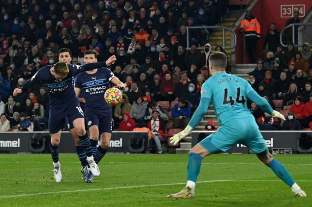 Laporte rescues Man City in Southampton draw