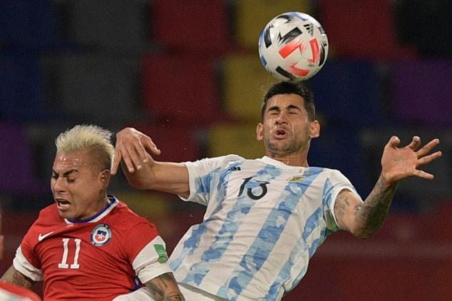 Chile urgido y Argentina clasificada juegan un partido de altura, sin Lionel Messi
