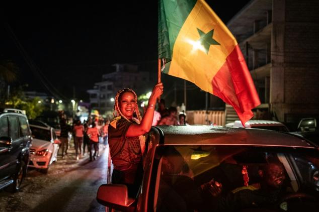 CAN: Dakar en liesse après le 1er trophée du Sénégal, face à l'Egypte de Salah