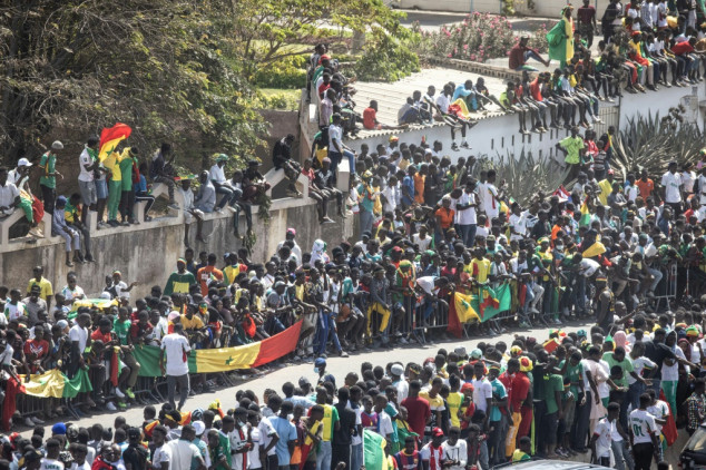 Senegalese pack streets to welcome victorious Cup of Nations team
