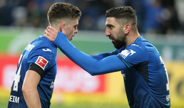 Hoffenheim vence Stuttgart de virada (2-1) e volta à 'zona da Champions'