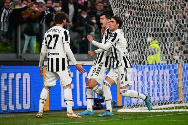Juve squeeze past Spezia to boost late title push