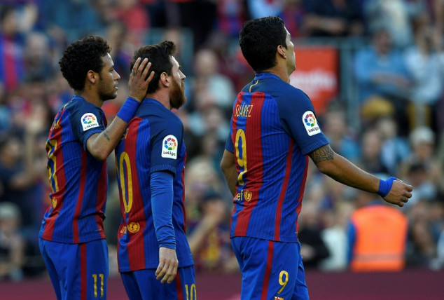 Suarez and Fabregas support Messi and Neymar after PSG jeers