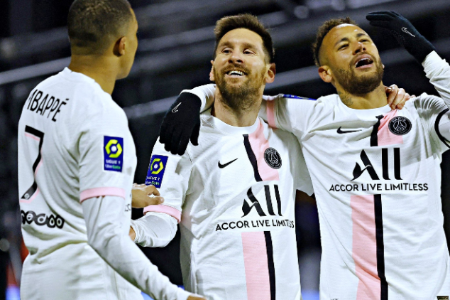 Neymar, Mbappe and Messi shine in Clermont rout