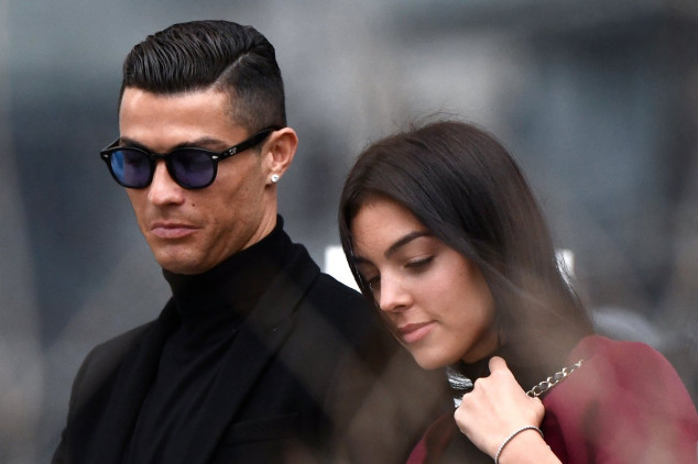 Ronaldo and Gio announce death of baby son