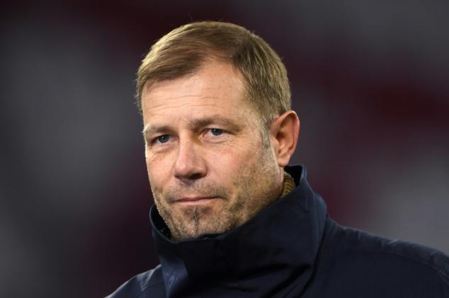 Bielefeld sack coach Kramer in last-gasp survial bid