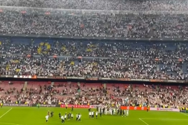 WATCH: Eintracht fans take over Camp Nou in UEL