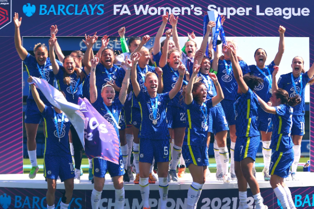 WSL: Chelsea beat Man Utd to clinch historic title