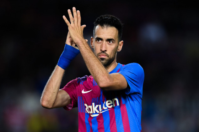 Barca eye three possible replacements for Busquets