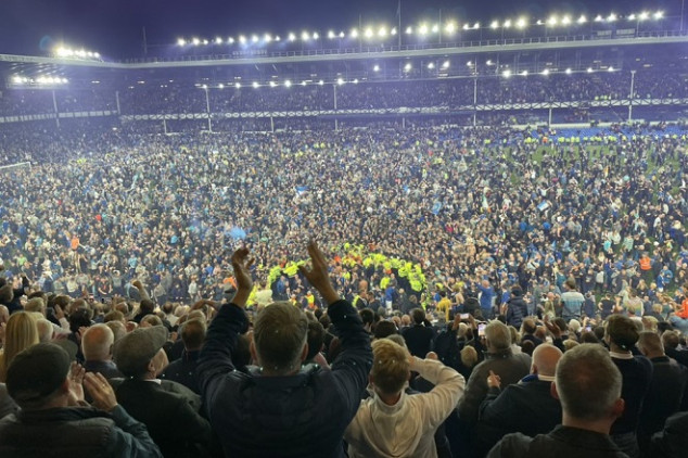 Everton's dramatic relegation battle ends - Video