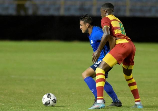 El Salvador vence 3-1 a Granada en la Liga de Naciones de la Concacaf
