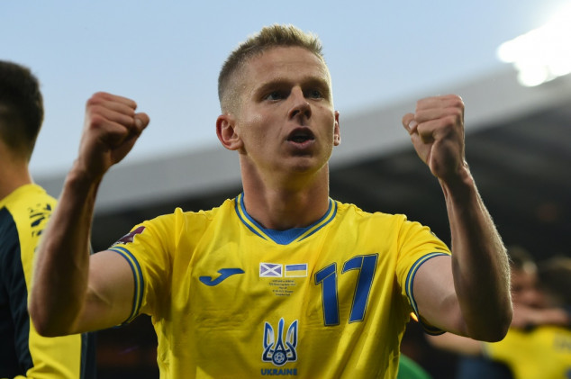 Arsenal signed Ukraine defender Oleksandr Zinchenko from Manchester City on Friday in a deal worth a reported £30 million ($36 million).