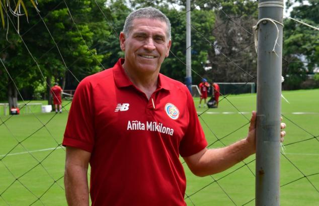 Foot: le contrat du sélectionneur du Costa Rica prolongé jusqu'en 2026