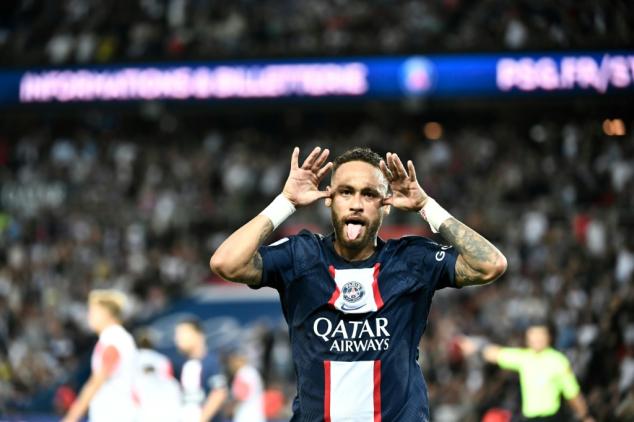 PSG goleia Montpellier (5-2) com dois gols de Neymar e lidera Ligue 1