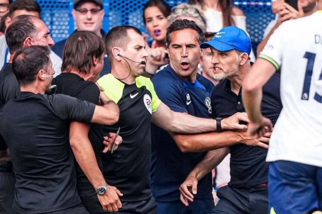 Video: Conte and Tuchel go at it in heated bust-up