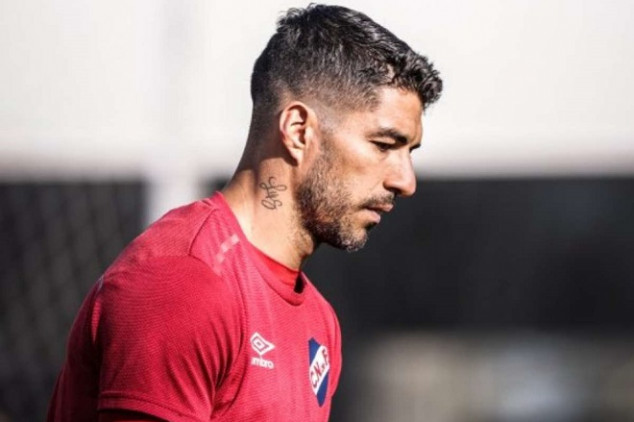 Suárez set to leave boyhood club by end of year